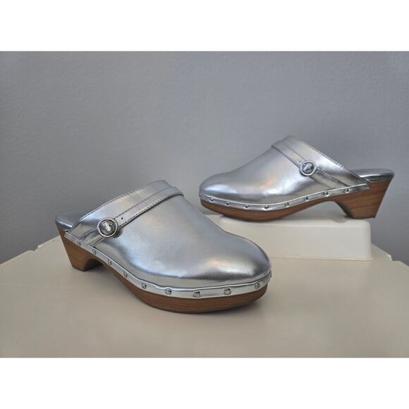 Gap Silver Metallic Faux Leather Clogs Women’s 8 Wood Heel Mules Retro Y2K - Picture 1 of 11